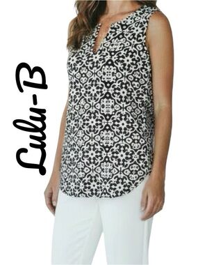 Lulu-B Resort Top UPF 50+ Black White Damask Print Split V-Neck Shirt Sz XS